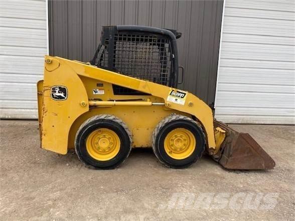 John Deere 315 Liukuohjatut kuormaajat