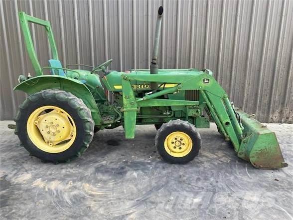 John Deere 850 Traktorit