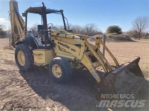 Komatsu WB140 Kaivurikuormaajat