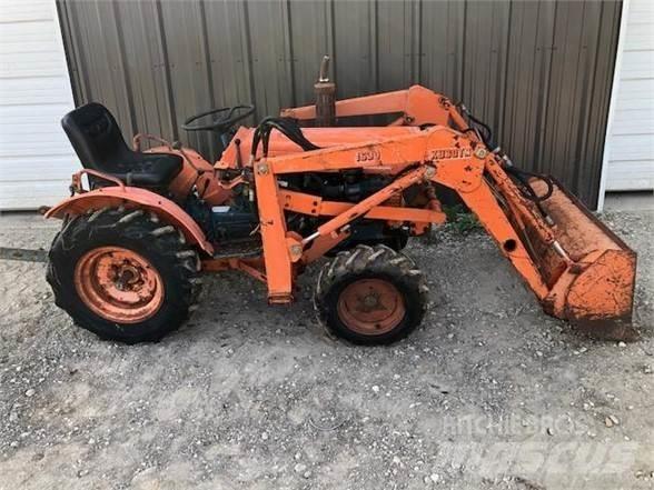 Kubota B7100 Traktorit
