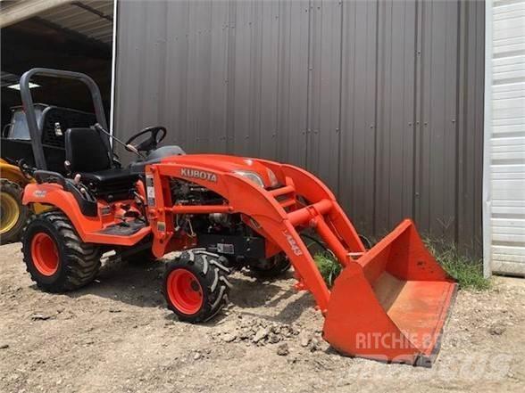 Kubota BX2350D Traktorit