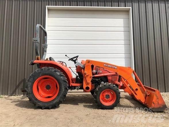 Kubota L3200 Traktorit
