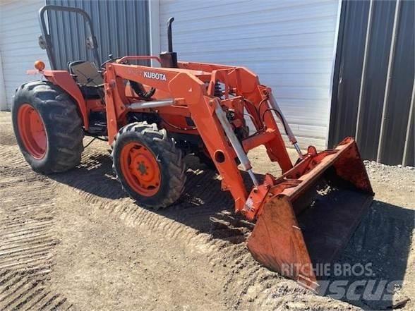Kubota M4700 Traktorit