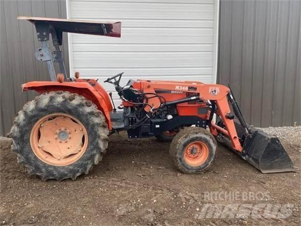 Kubota M4800 Traktorit