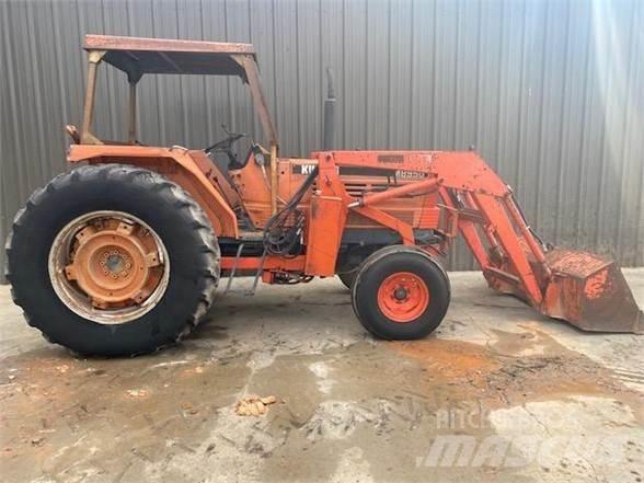 Kubota M8950 Traktorit