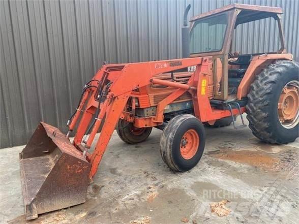 Kubota M8950 Traktorit