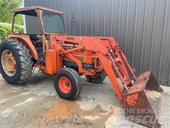 Kubota M8950 Traktorit