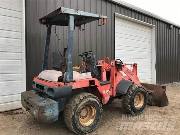 Kubota R420 Pyöräkuormaajat