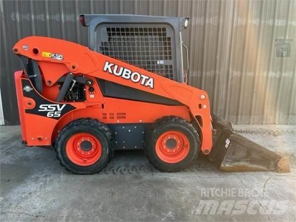 Kubota SSV65 Liukuohjatut kuormaajat
