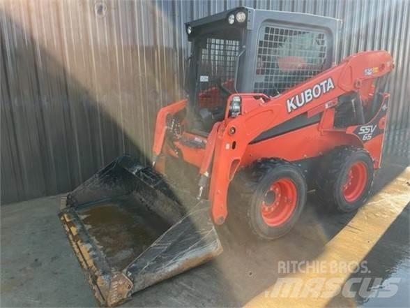 Kubota SSV65 Liukuohjatut kuormaajat