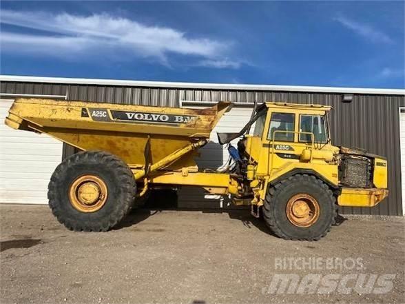 Volvo A25C Dumpperit