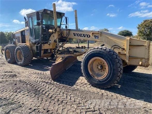 Volvo G730 VHP Tiehöylät