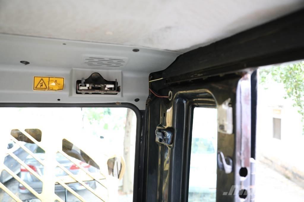 CAT 307 D Telakaivukoneet