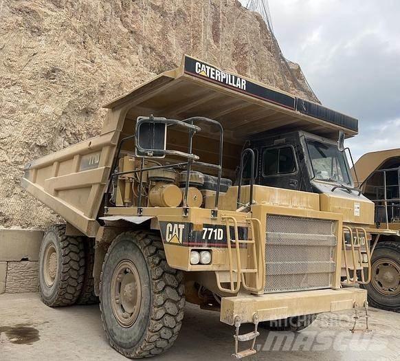 CAT 771D Minidumpperit