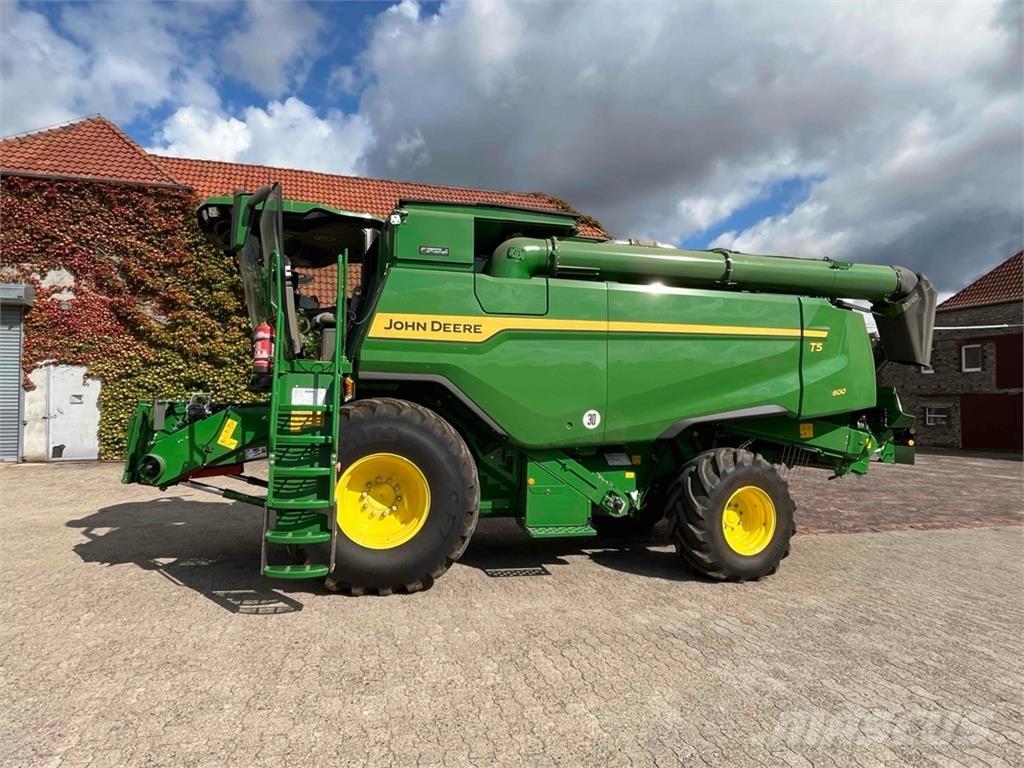 John Deere T5 600 Leikkuupuimurit