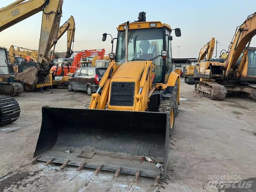 JCB 3CX Kaivurikuormaajat
