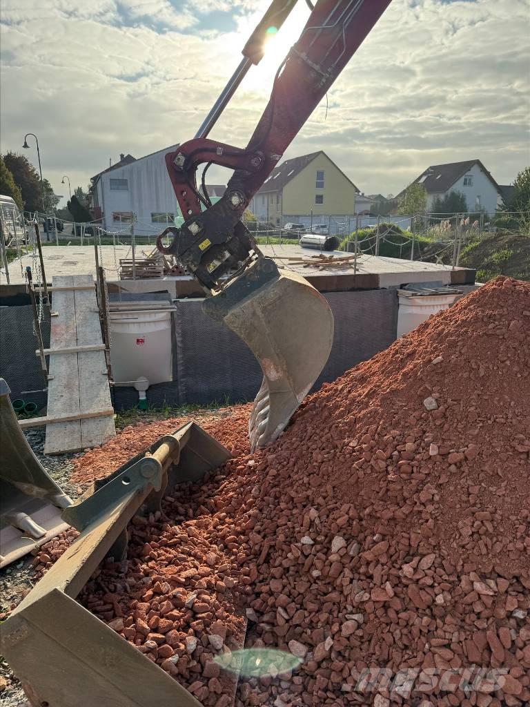 Yanmar B 110 W Pyöräkaivukoneet