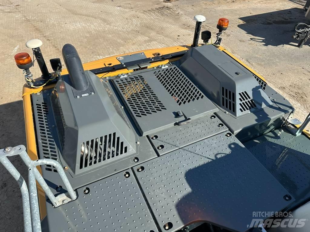 Liebherr R 922 G8 Telakaivukoneet