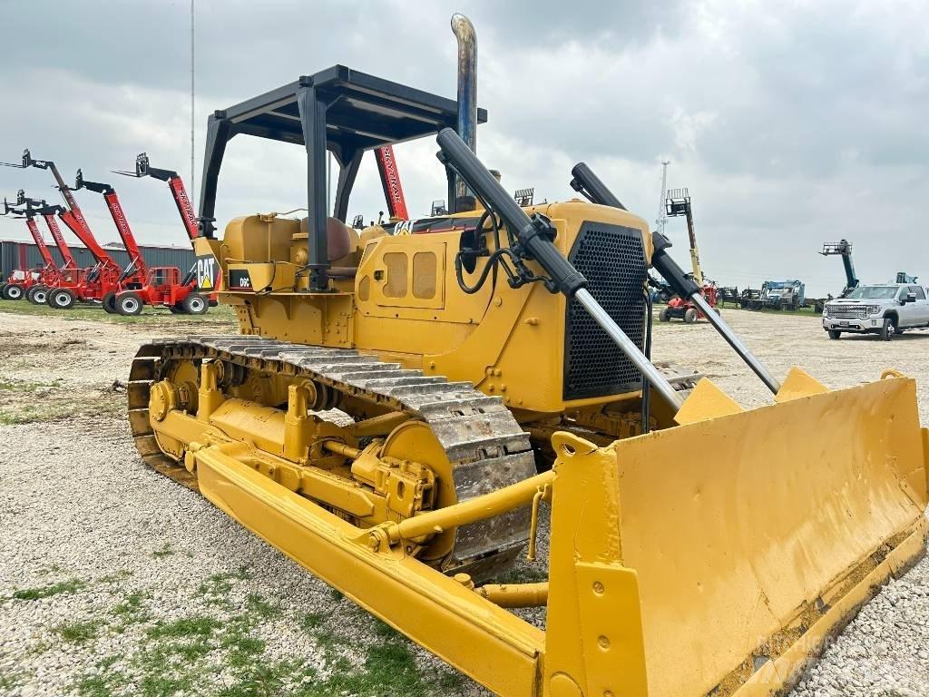 CAT D 6 C Telaketjupuskutraktorit