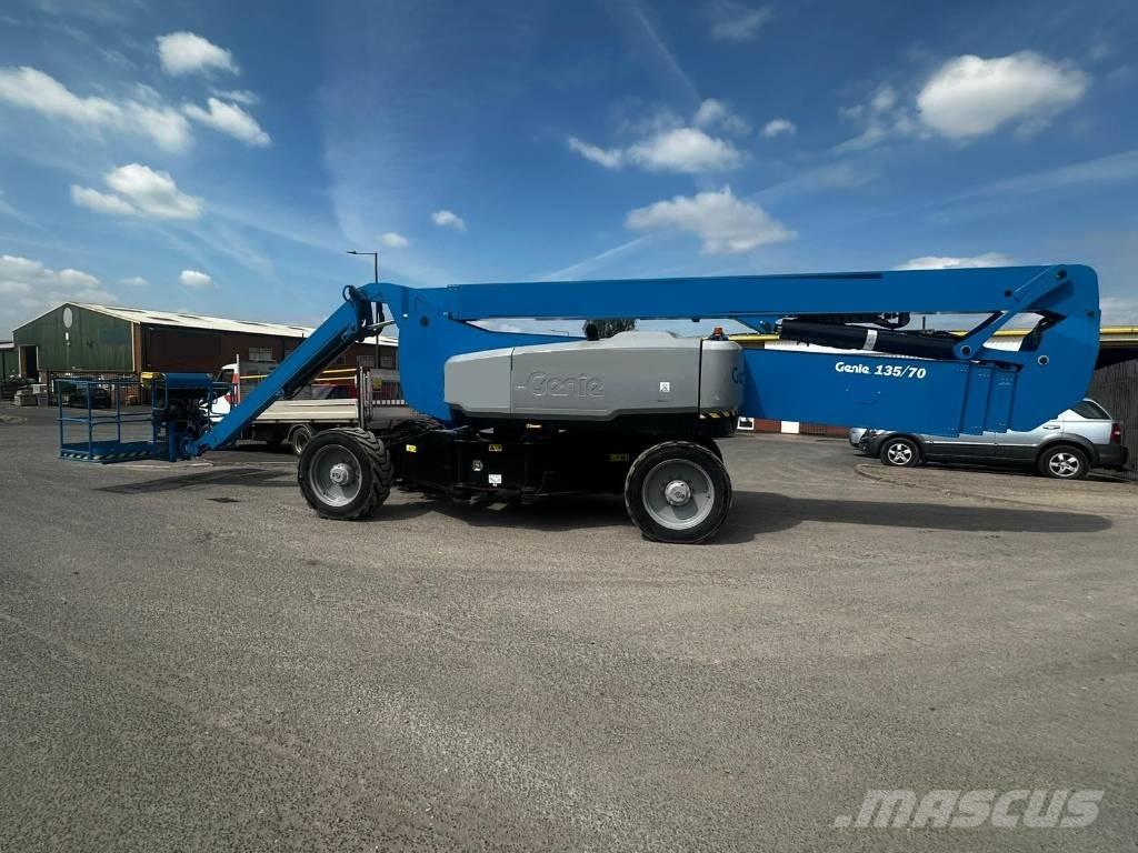Genie ZX 135/70 Kuukulkijat