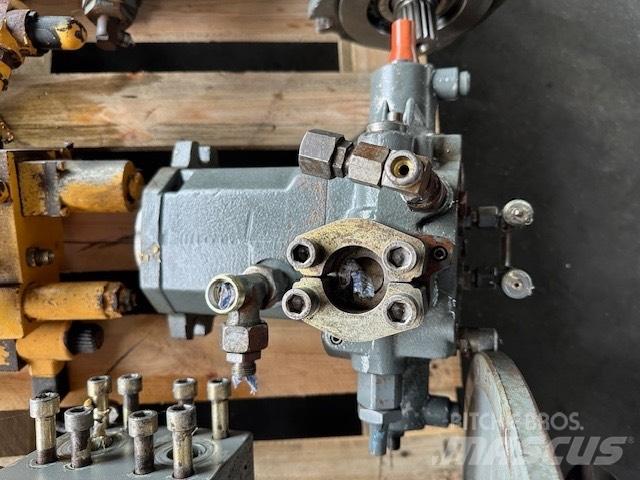 Liebherr HMF 75-02 Hydrauliikka