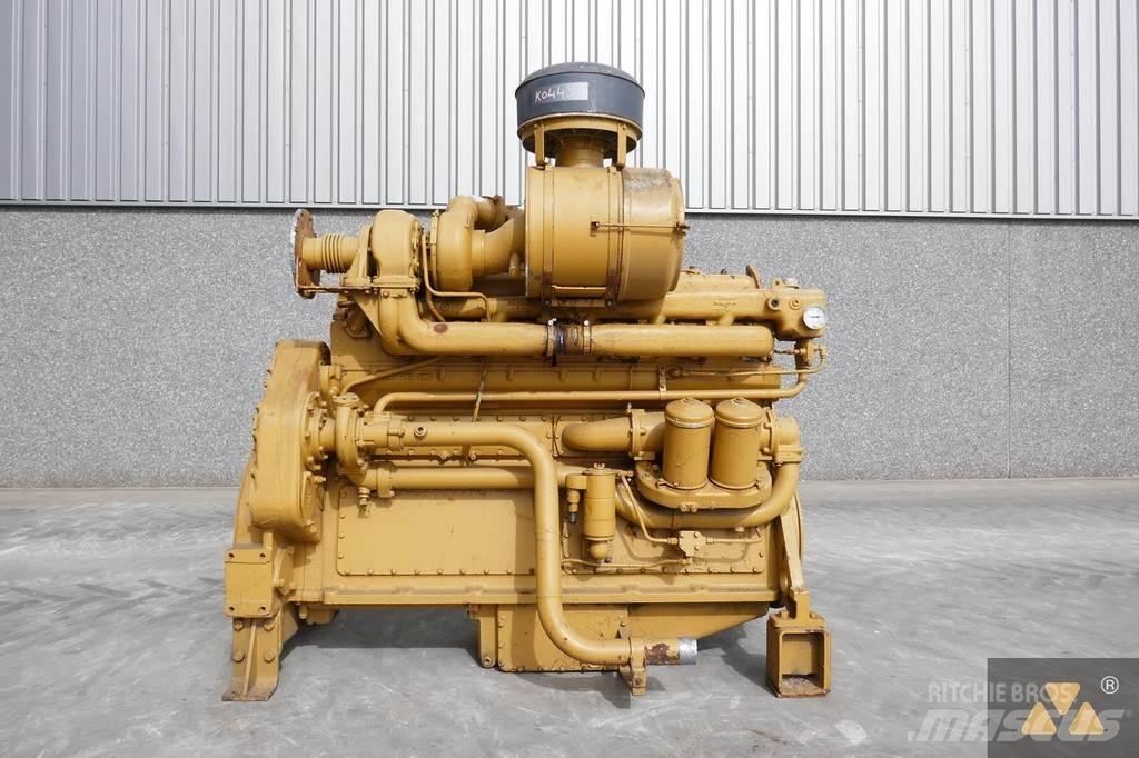 CAT D353E Moottorit