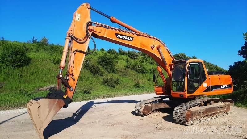 Daewoo S255 LC Telakaivukoneet