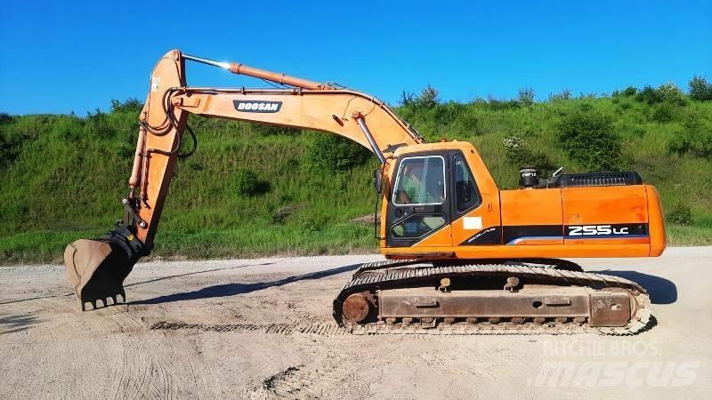 Daewoo S255 LC Telakaivukoneet