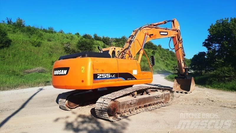 Daewoo S255 LC Telakaivukoneet