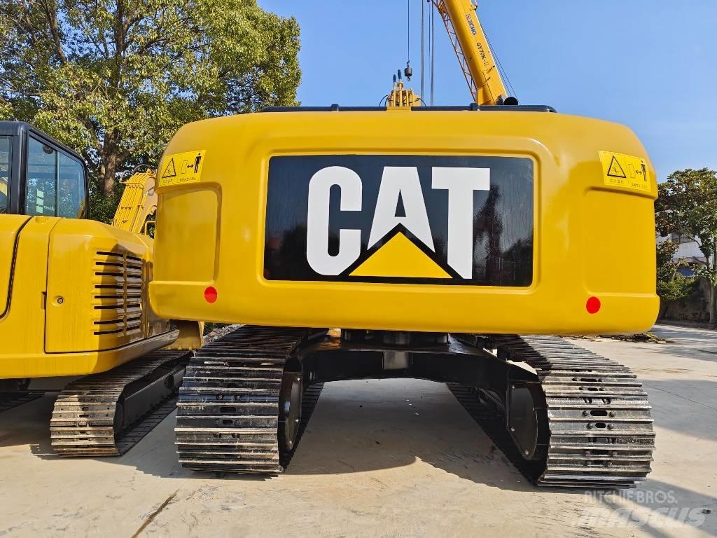 CAT 320 D Telakaivukoneet