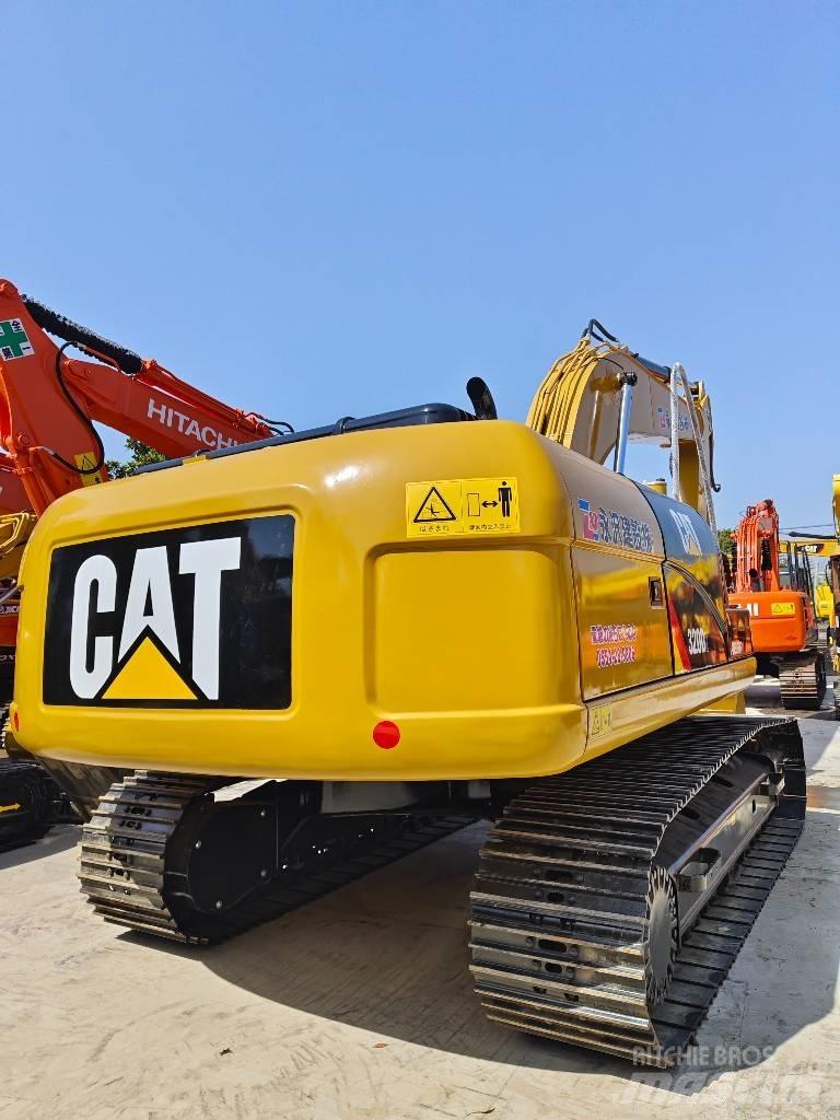 CAT 320 D Telakaivukoneet