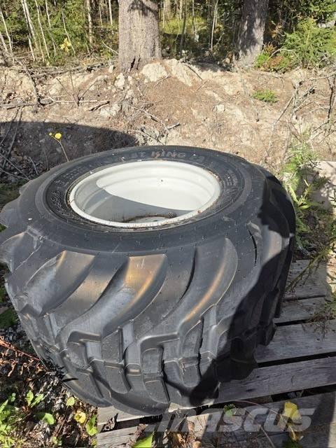 Sampo Rosenlew FR28 Kuormatraktorit