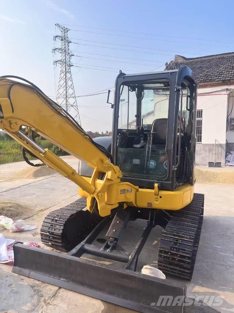 Komatsu PC 40 MR Minikaivukoneet < 7t