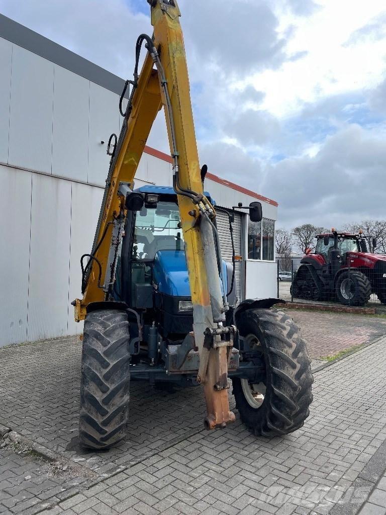 New Holland TS 100 Traktorit