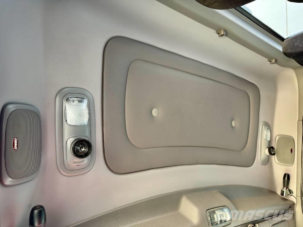 Peterbilt 389 Vetopöytäautot