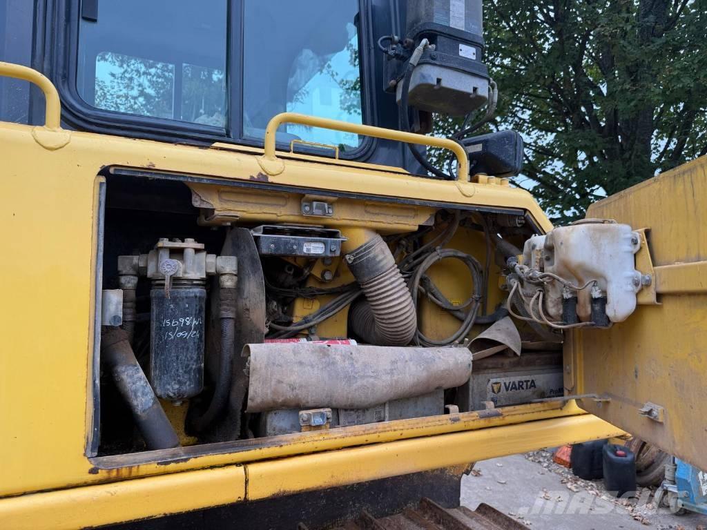 Komatsu D 65 PX-17 Telaketjupuskutraktorit