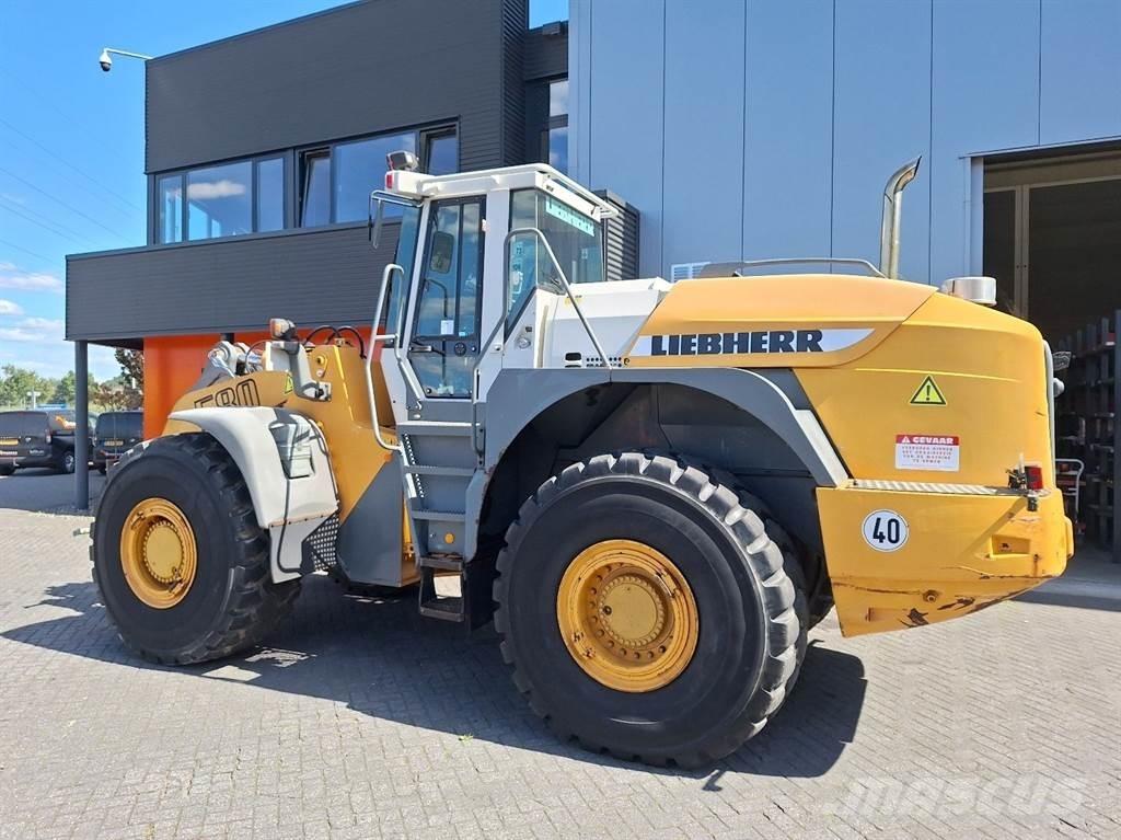 Liebherr L580 Pyöräkuormaajat