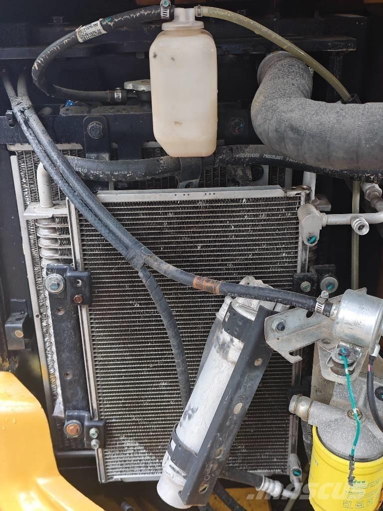 CAT 303.5E Minikaivukoneet < 7t