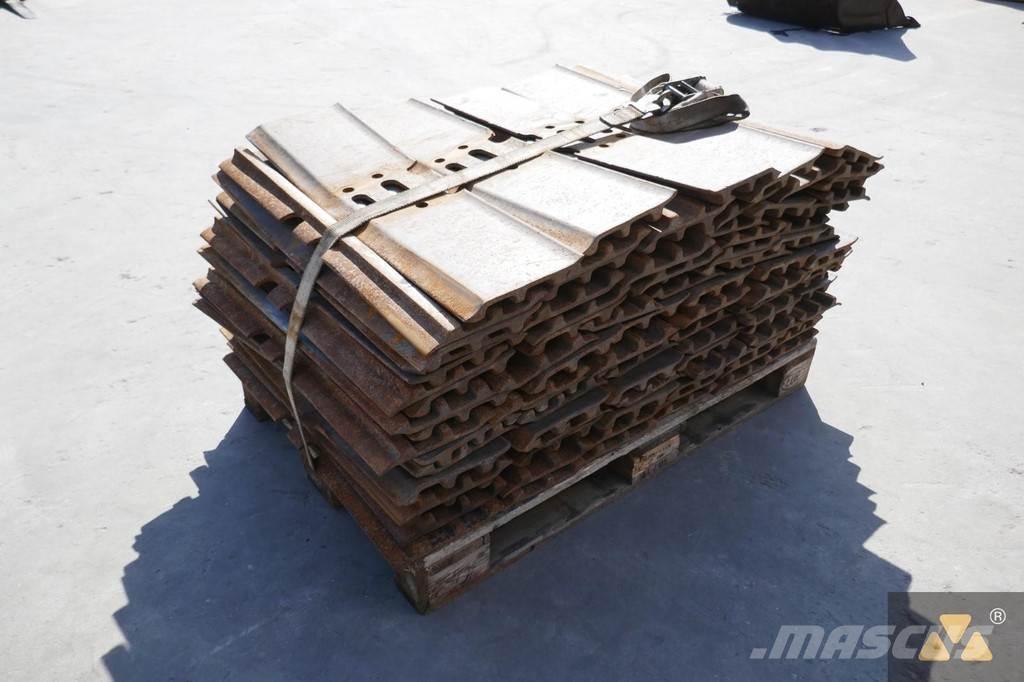 CAT 325 Trackshoes Renkaat ja vanteet