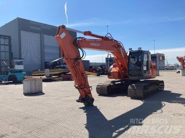 Hitachi ZX225USRLC Telakaivukoneet