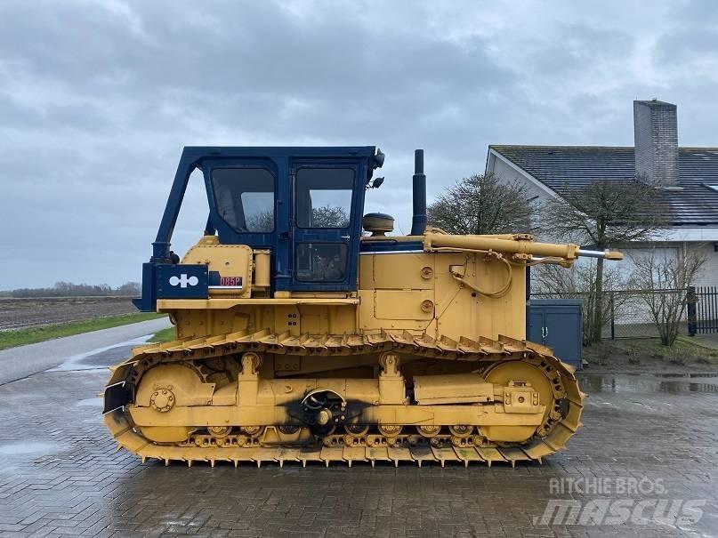 Komatsu D 85 P Telaketjupuskutraktorit