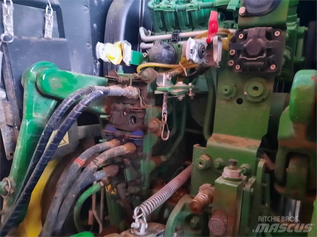 John Deere 6R185 Traktorit
