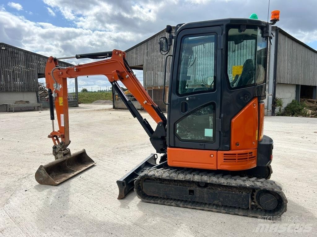 Hitachi ZX 26 U-6 Minikaivukoneet < 7t