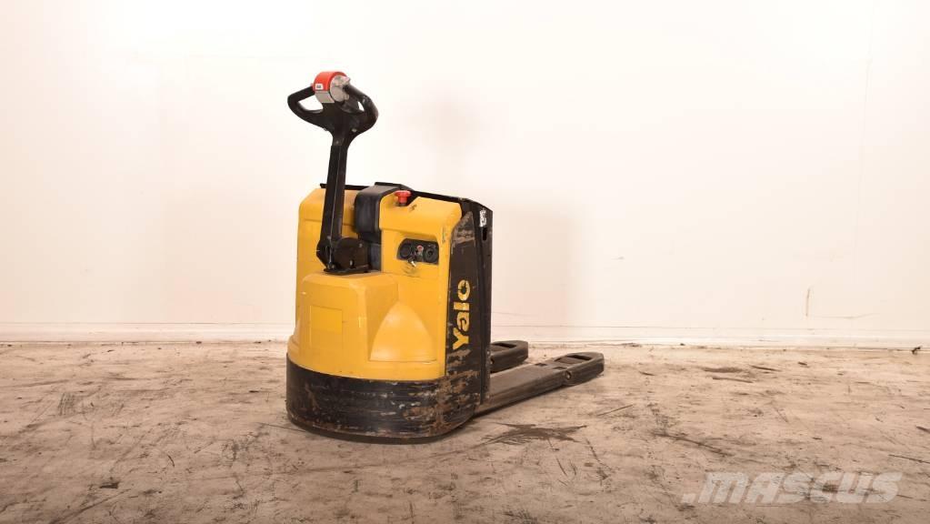 Yale MP 16 Lavansiirtotrukit