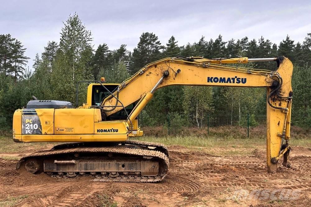 Komatsu PC 210 LC Telakaivukoneet