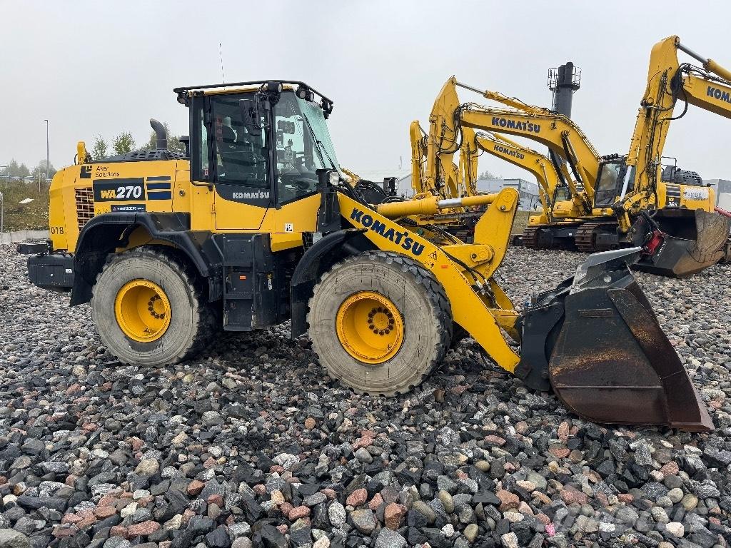 Komatsu WA 270-8 Pyöräkuormaajat