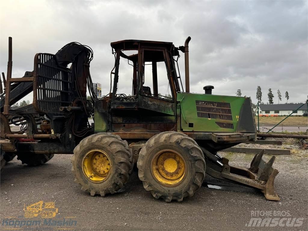 John Deere 1110D Kuormatraktorit