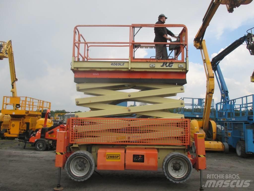 JLG 4069 LE Saksilavat