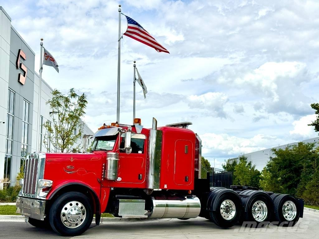 Peterbilt 388 Vetopöytäautot