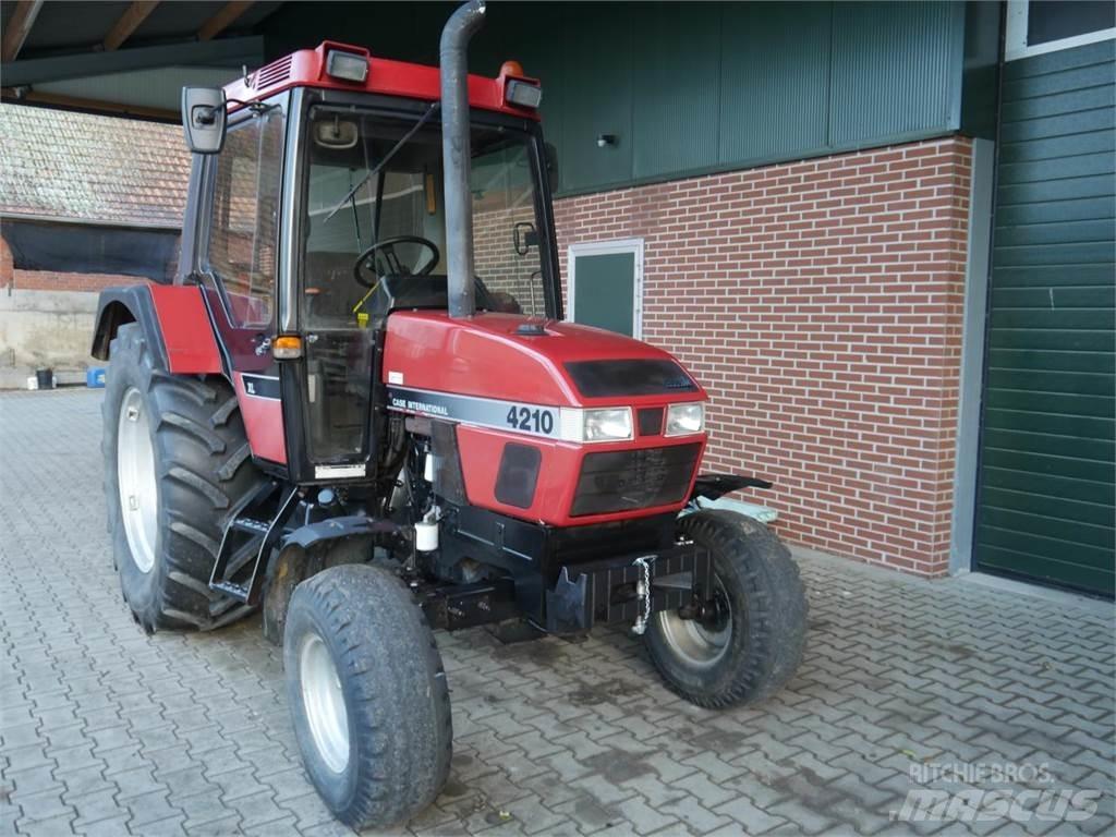 Case IH 4210 XL Traktorit
